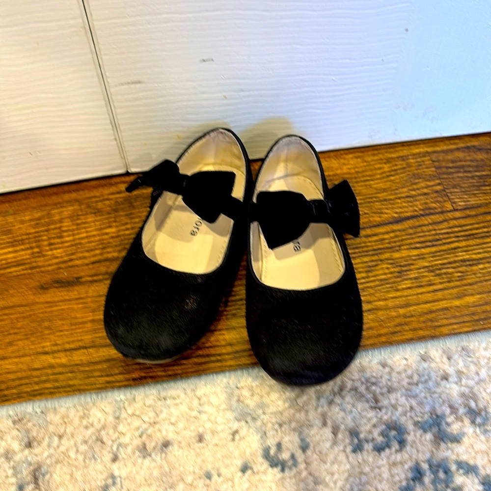 Toddler velvet ballet flats size 9